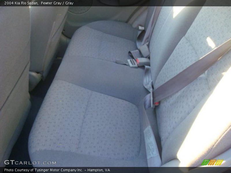 Pewter Gray / Gray 2004 Kia Rio Sedan