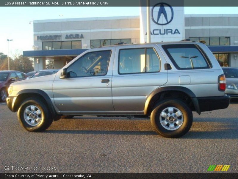Sierra Silver Metallic / Gray 1999 Nissan Pathfinder SE 4x4
