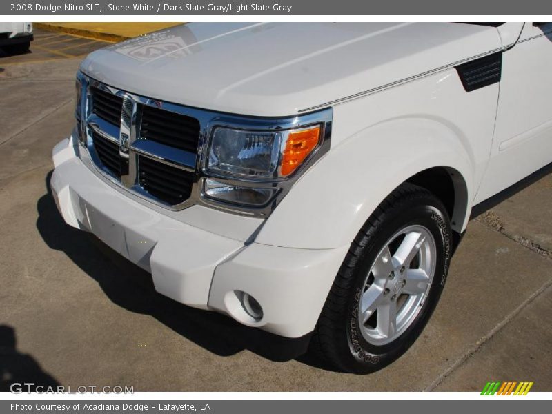 Stone White / Dark Slate Gray/Light Slate Gray 2008 Dodge Nitro SLT