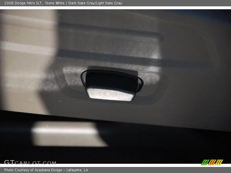 Stone White / Dark Slate Gray/Light Slate Gray 2008 Dodge Nitro SLT