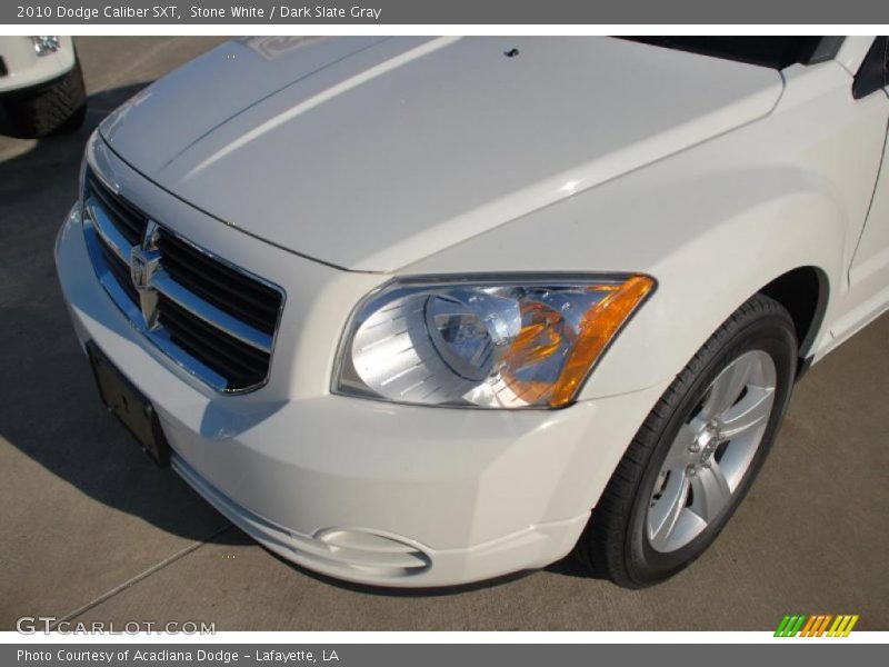 Stone White / Dark Slate Gray 2010 Dodge Caliber SXT
