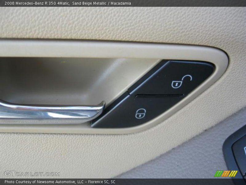 Sand Beige Metallic / Macadamia 2008 Mercedes-Benz R 350 4Matic