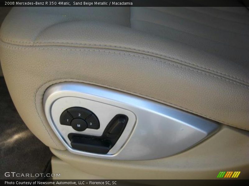 Sand Beige Metallic / Macadamia 2008 Mercedes-Benz R 350 4Matic