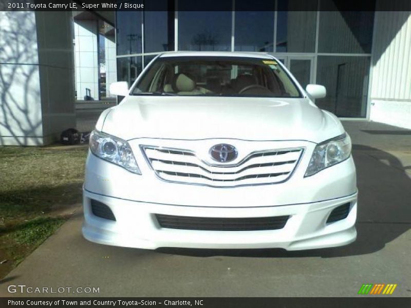 Super White / Bisque 2011 Toyota Camry LE