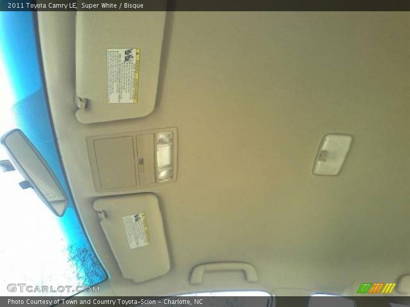 Super White / Bisque 2011 Toyota Camry LE