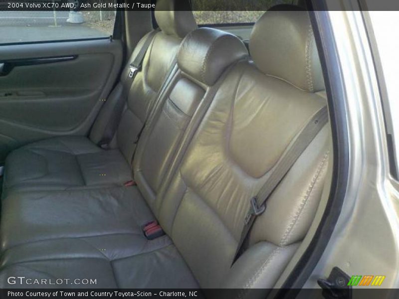 Ash Gold Metallic / Taupe 2004 Volvo XC70 AWD