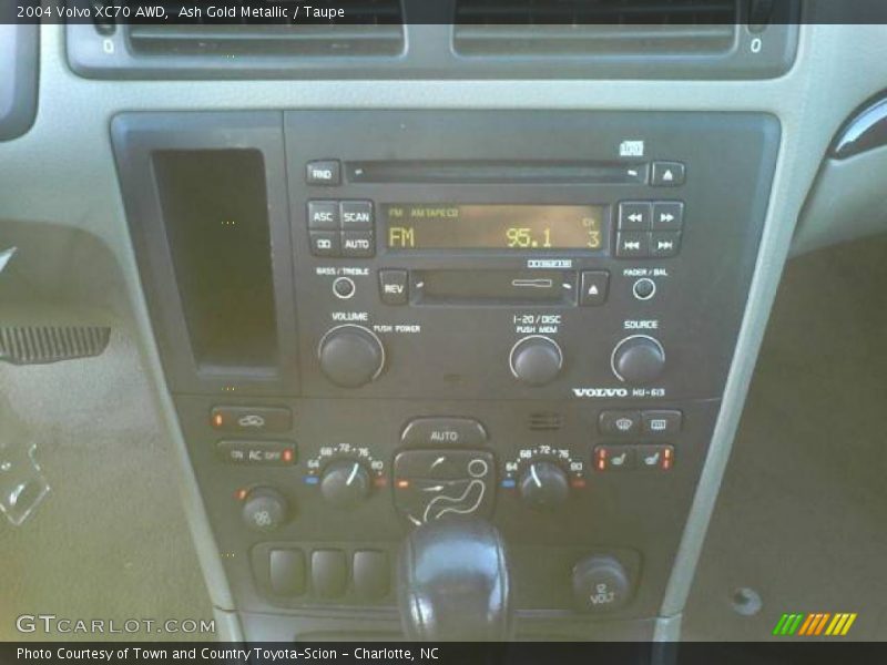 Ash Gold Metallic / Taupe 2004 Volvo XC70 AWD