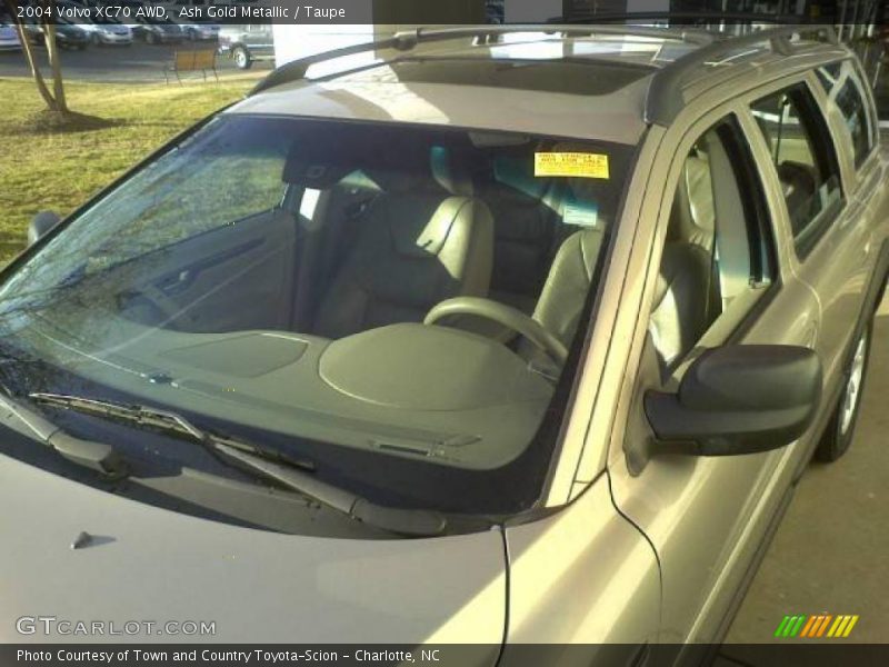 Ash Gold Metallic / Taupe 2004 Volvo XC70 AWD