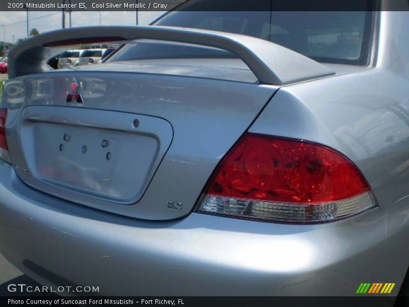 Cool Silver Metallic / Gray 2005 Mitsubishi Lancer ES