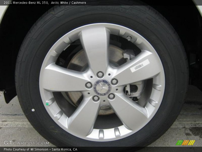 Arctic White / Cashmere 2011 Mercedes-Benz ML 350