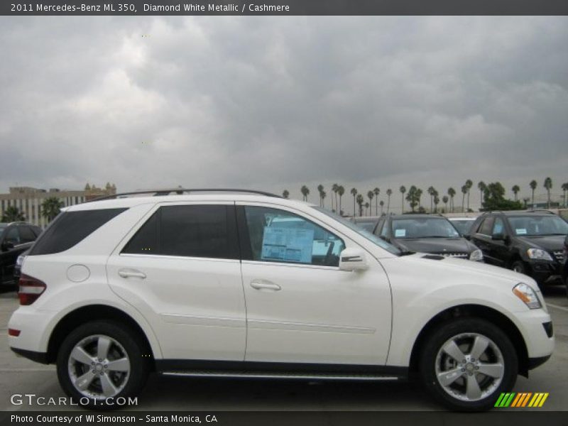 Diamond White Metallic / Cashmere 2011 Mercedes-Benz ML 350