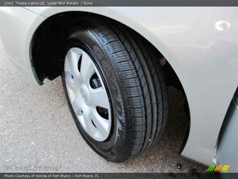 Lunar Mist Metallic / Stone 2002 Toyota Camry LE