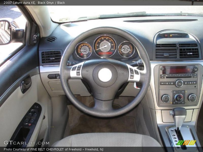 Black Onyx / Black 2007 Saturn Aura XE
