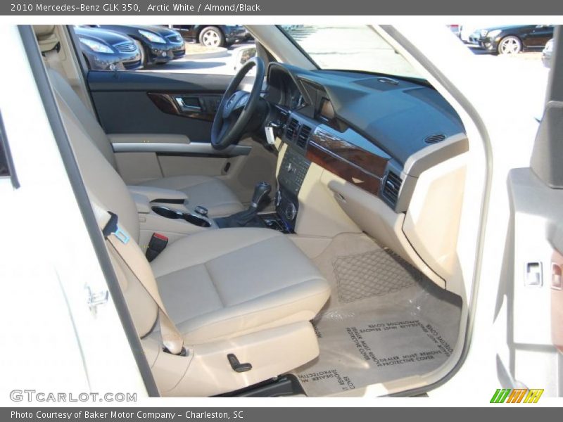 Arctic White / Almond/Black 2010 Mercedes-Benz GLK 350