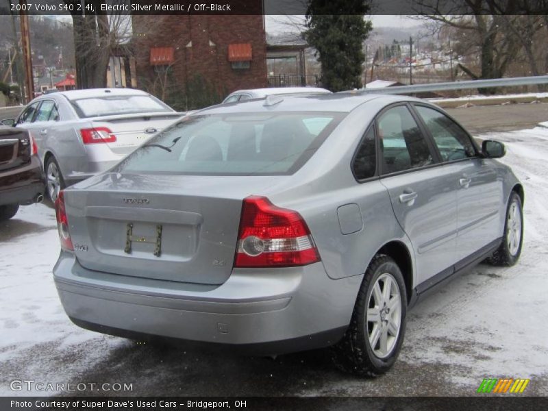 Electric Silver Metallic / Off-Black 2007 Volvo S40 2.4i