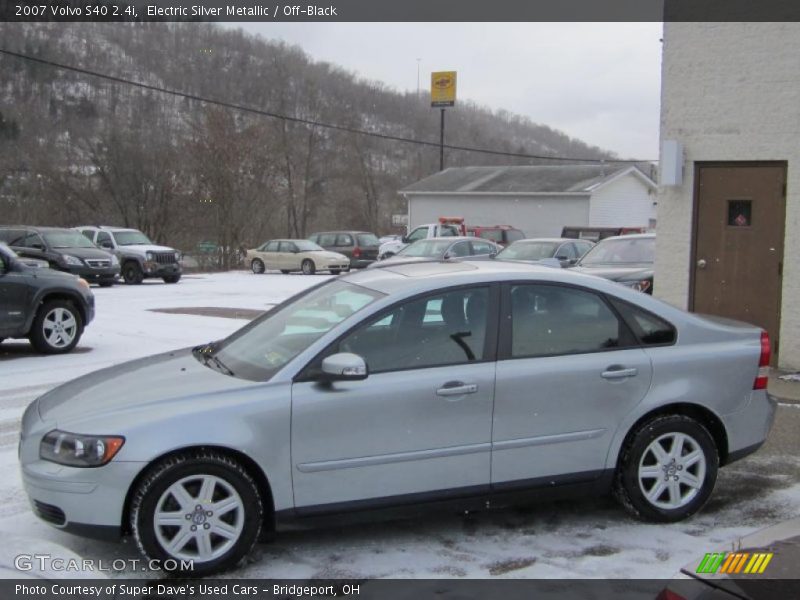 Electric Silver Metallic / Off-Black 2007 Volvo S40 2.4i