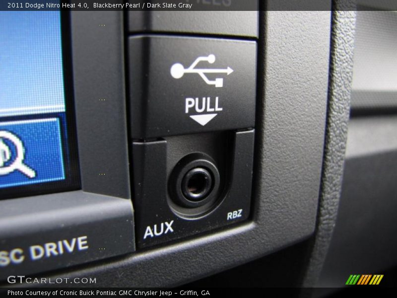 Blackberry Pearl / Dark Slate Gray 2011 Dodge Nitro Heat 4.0