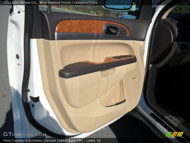 White Diamond Tricoat / Cashmere/Cocoa 2011 Buick Enclave CXL