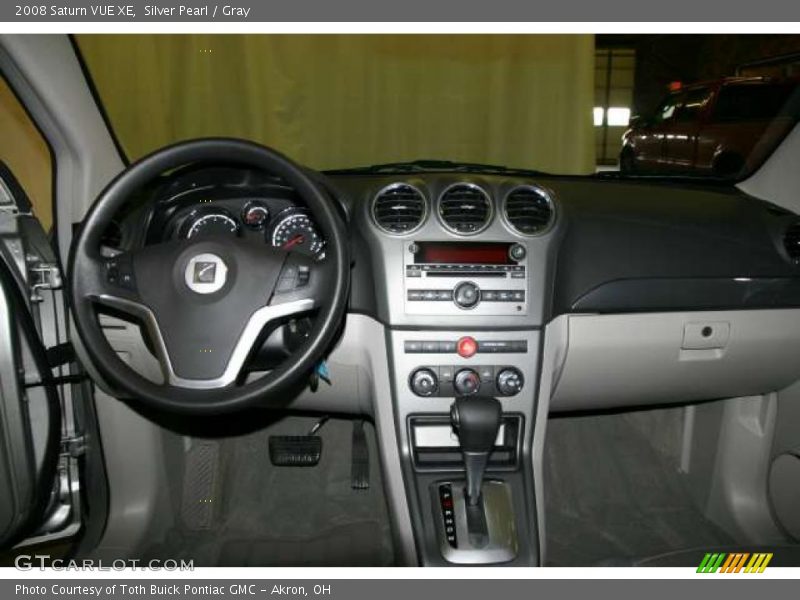 Silver Pearl / Gray 2008 Saturn VUE XE