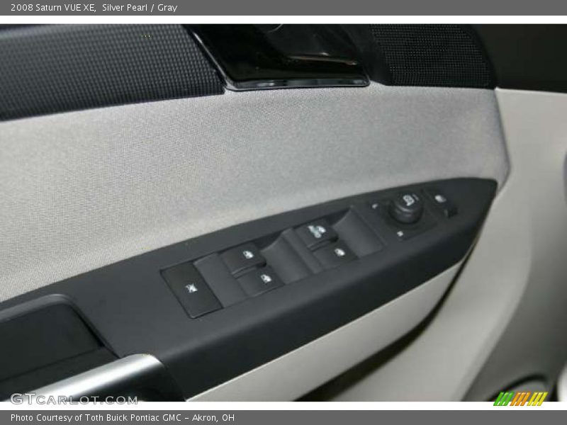 Silver Pearl / Gray 2008 Saturn VUE XE