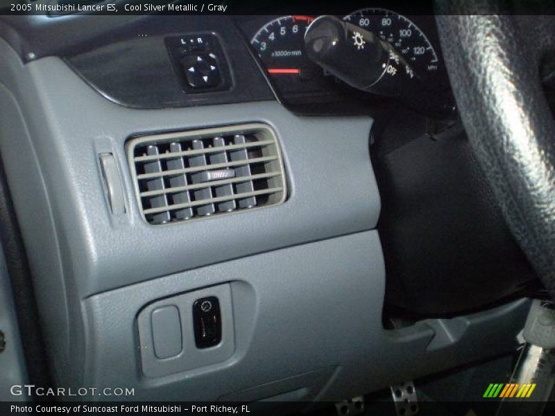 Cool Silver Metallic / Gray 2005 Mitsubishi Lancer ES