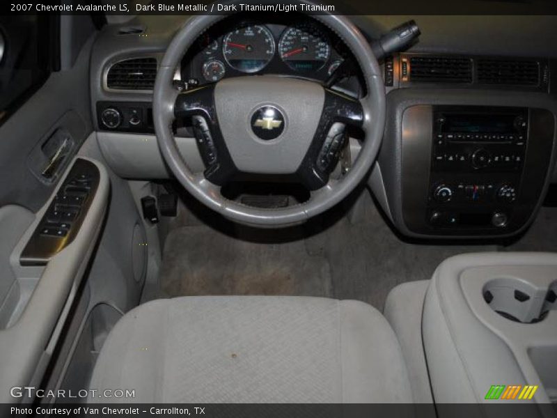 Dark Blue Metallic / Dark Titanium/Light Titanium 2007 Chevrolet Avalanche LS