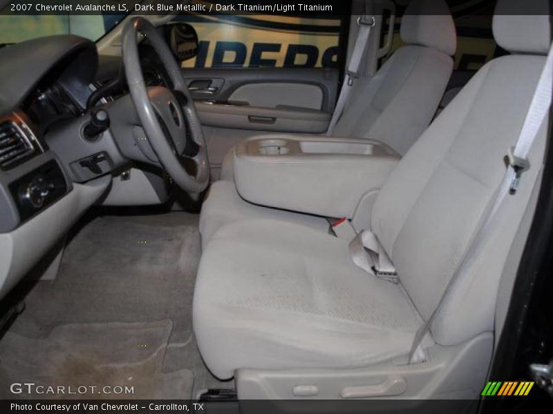 Dark Blue Metallic / Dark Titanium/Light Titanium 2007 Chevrolet Avalanche LS