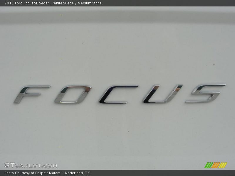 White Suede / Medium Stone 2011 Ford Focus SE Sedan