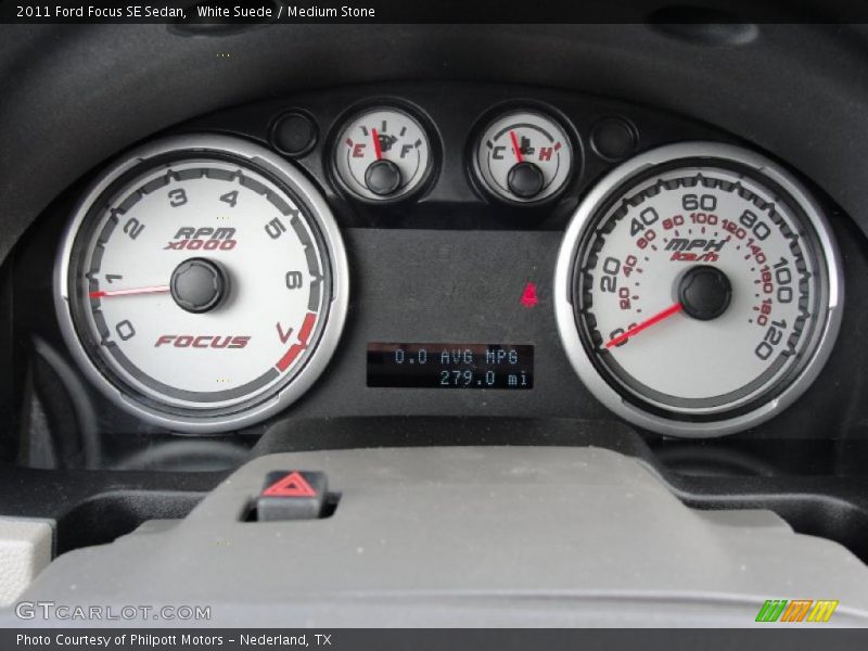White Suede / Medium Stone 2011 Ford Focus SE Sedan