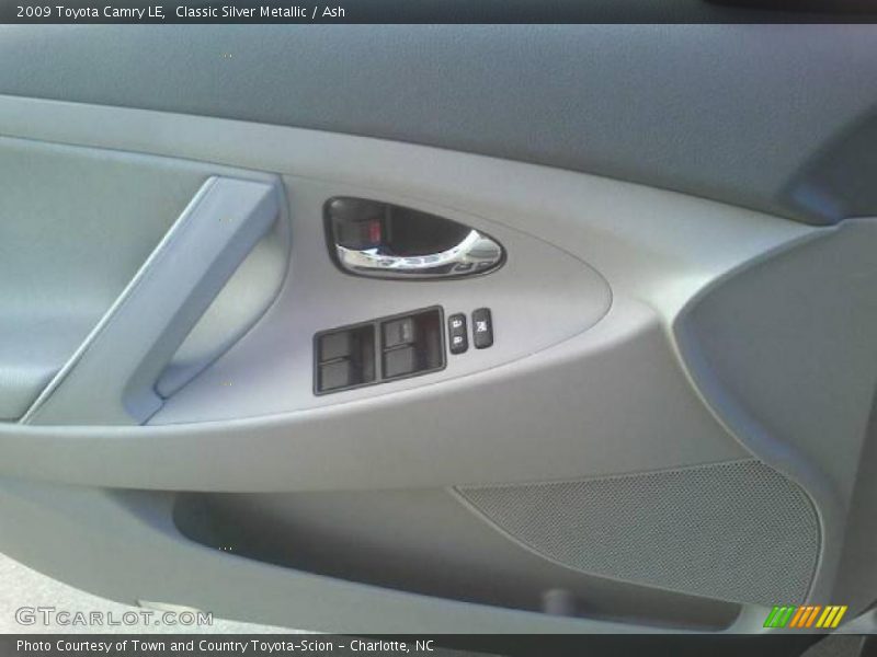 Classic Silver Metallic / Ash 2009 Toyota Camry LE