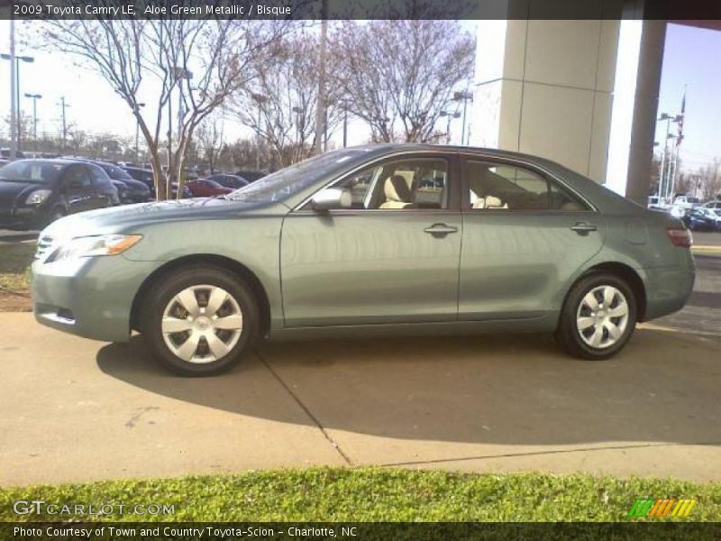 Aloe Green Metallic / Bisque 2009 Toyota Camry LE