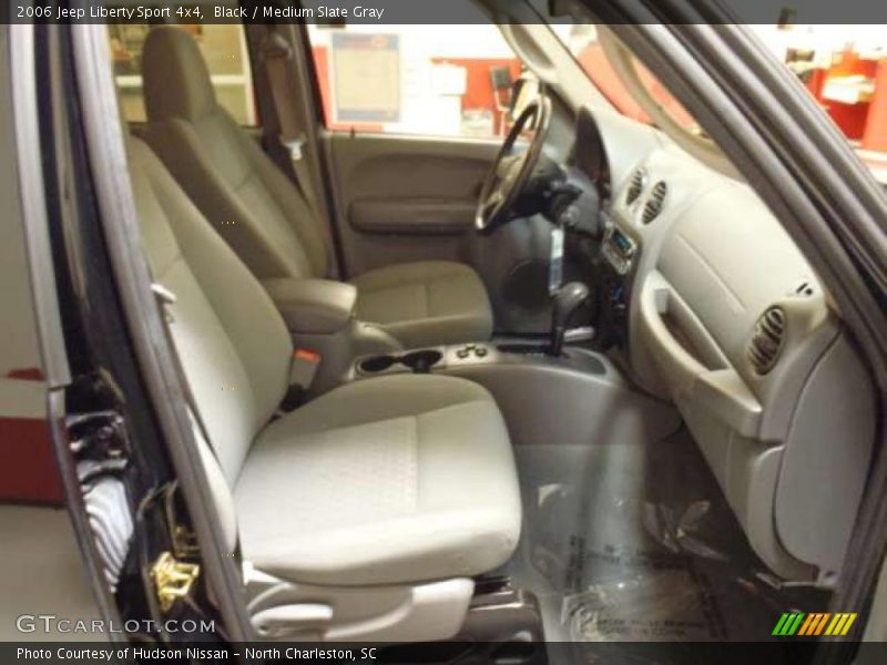 Black / Medium Slate Gray 2006 Jeep Liberty Sport 4x4