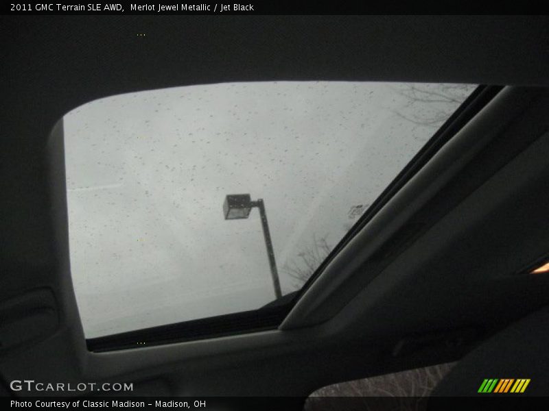 Merlot Jewel Metallic / Jet Black 2011 GMC Terrain SLE AWD