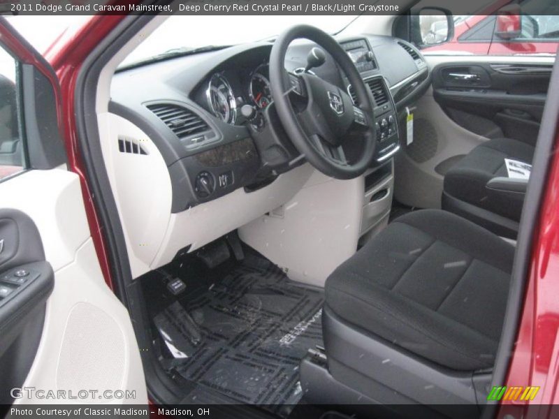 Deep Cherry Red Crystal Pearl / Black/Light Graystone 2011 Dodge Grand Caravan Mainstreet