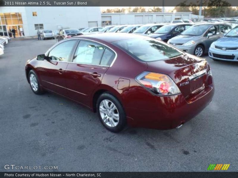 Tuscan Sun / Blond 2011 Nissan Altima 2.5 SL
