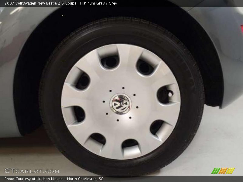 Platinum Grey / Grey 2007 Volkswagen New Beetle 2.5 Coupe