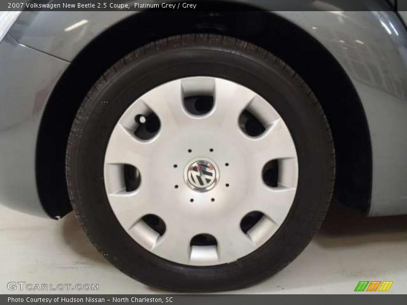 Platinum Grey / Grey 2007 Volkswagen New Beetle 2.5 Coupe