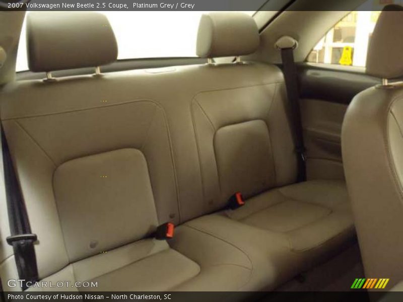 Platinum Grey / Grey 2007 Volkswagen New Beetle 2.5 Coupe