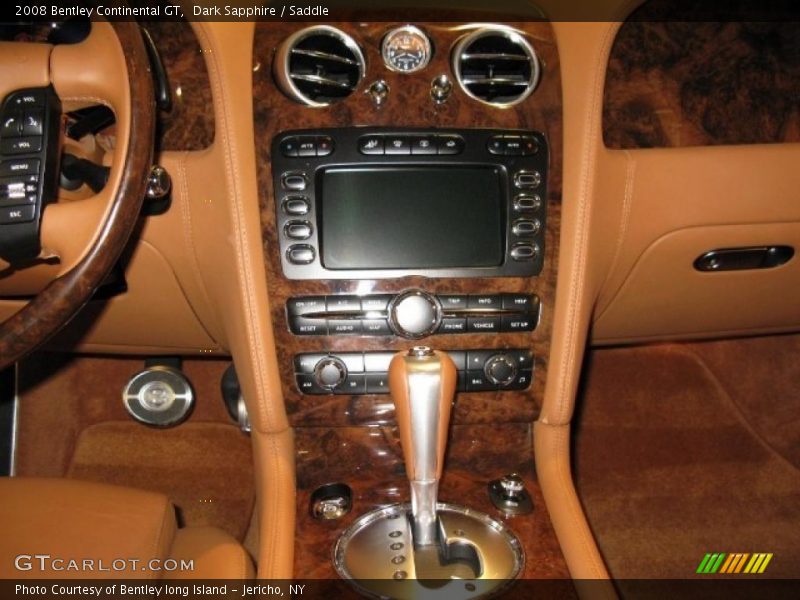 Controls of 2008 Continental GT 