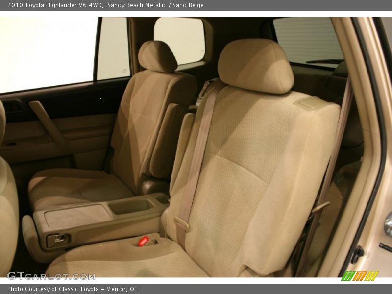 Sandy Beach Metallic / Sand Beige 2010 Toyota Highlander V6 4WD