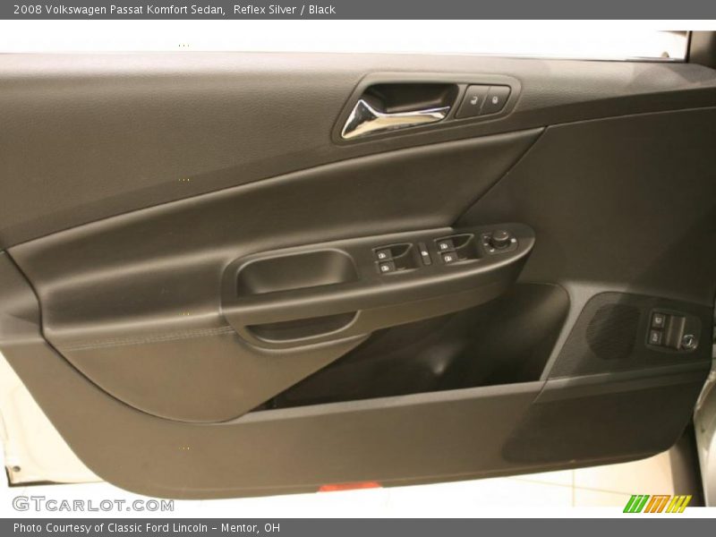 Reflex Silver / Black 2008 Volkswagen Passat Komfort Sedan