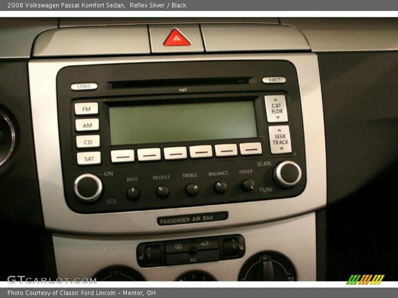 Reflex Silver / Black 2008 Volkswagen Passat Komfort Sedan