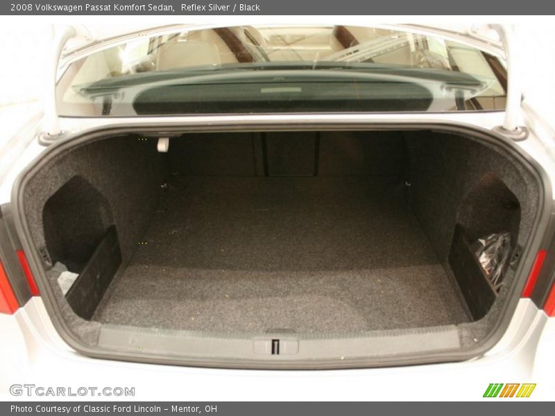 Reflex Silver / Black 2008 Volkswagen Passat Komfort Sedan