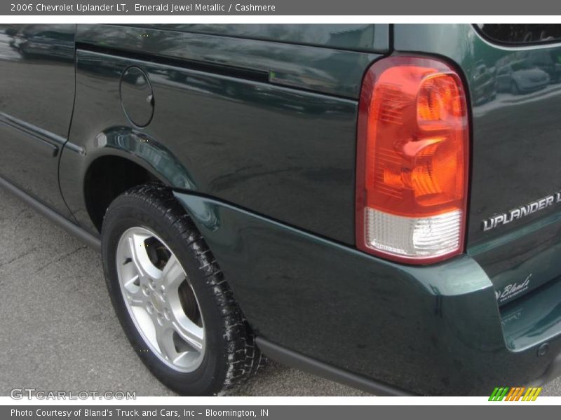 Emerald Jewel Metallic / Cashmere 2006 Chevrolet Uplander LT