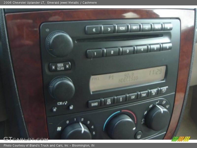 Emerald Jewel Metallic / Cashmere 2006 Chevrolet Uplander LT