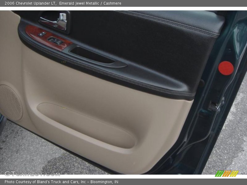 Emerald Jewel Metallic / Cashmere 2006 Chevrolet Uplander LT