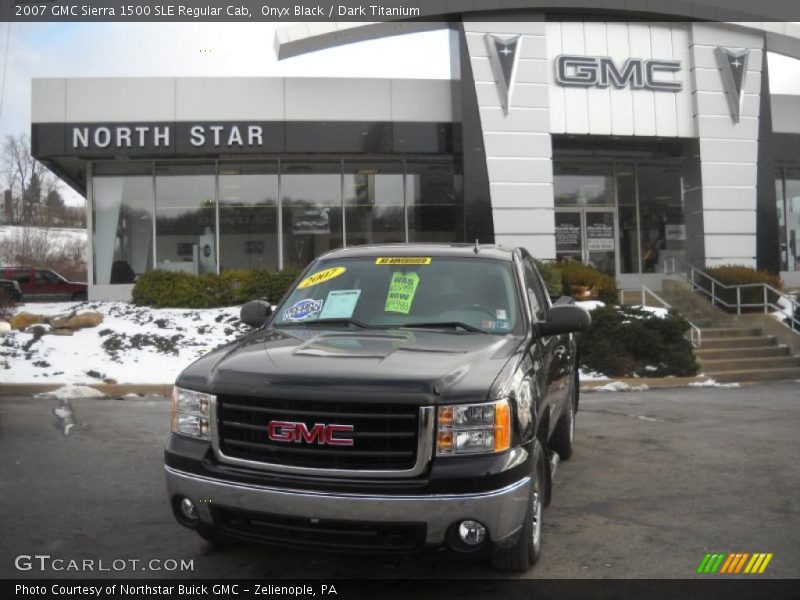Onyx Black / Dark Titanium 2007 GMC Sierra 1500 SLE Regular Cab