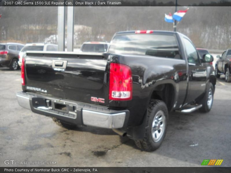 Onyx Black / Dark Titanium 2007 GMC Sierra 1500 SLE Regular Cab