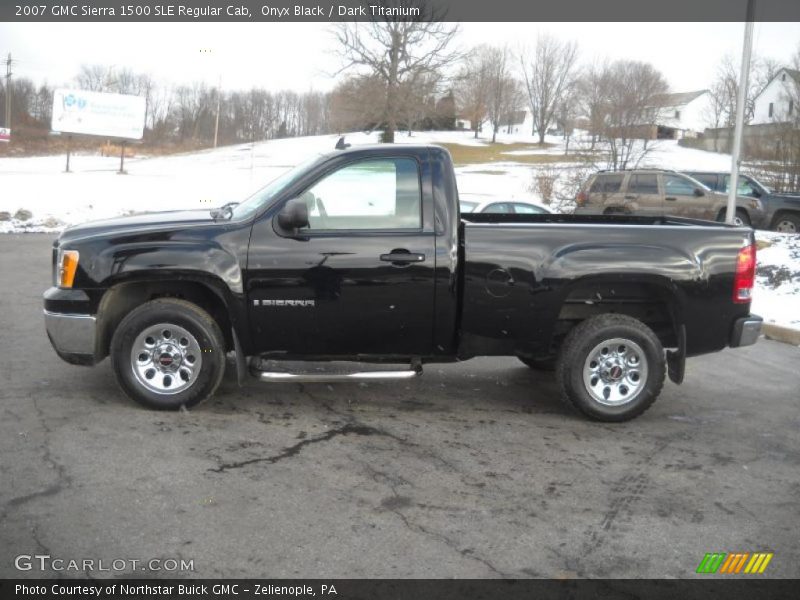Onyx Black / Dark Titanium 2007 GMC Sierra 1500 SLE Regular Cab