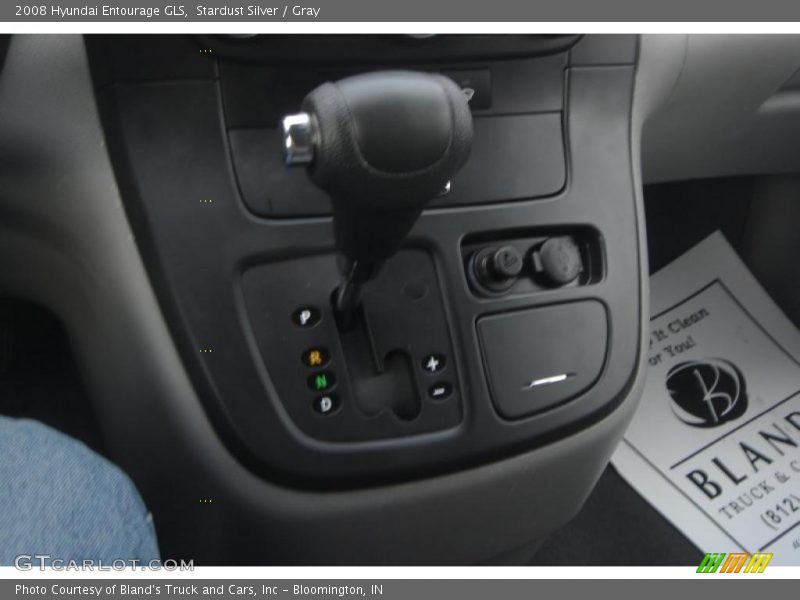 Stardust Silver / Gray 2008 Hyundai Entourage GLS